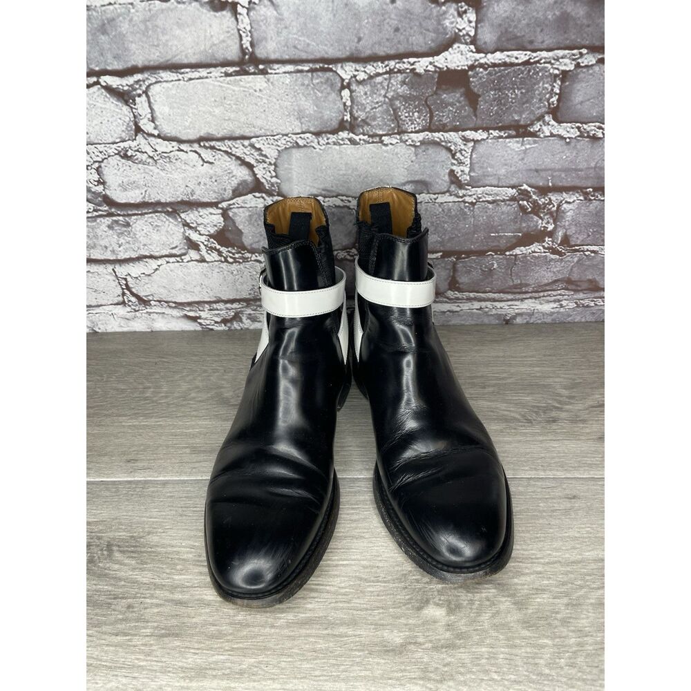 BALENCIAGA BLACK WHITE POLISH CALFSKIN CHELSEA BUCKLE ANKLE BOOTS Women 37EU/6.5 - Picture 15 of 16